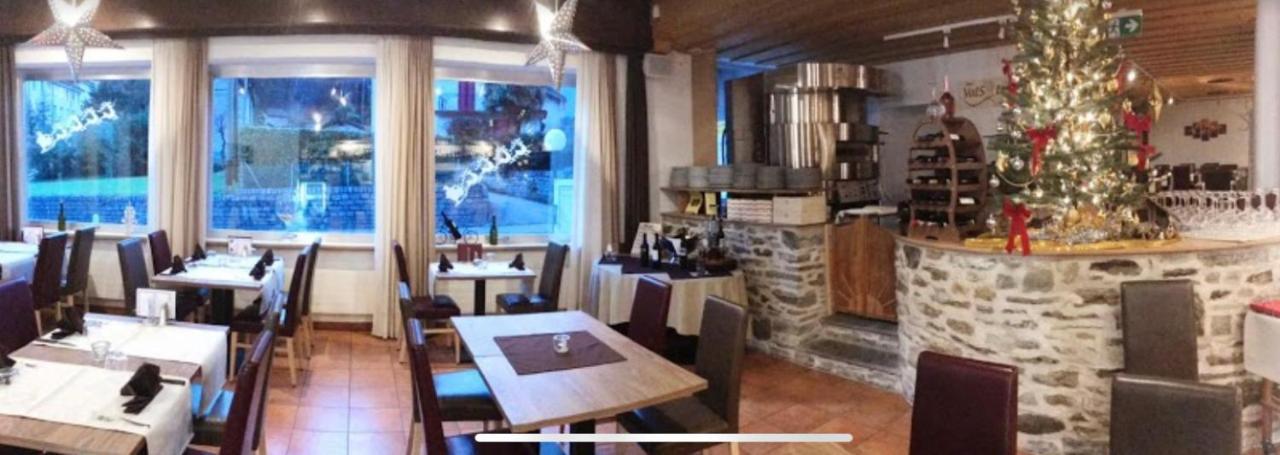 Ristorante Con Alloggio Val Sole Hotel Acquarossa Exterior photo